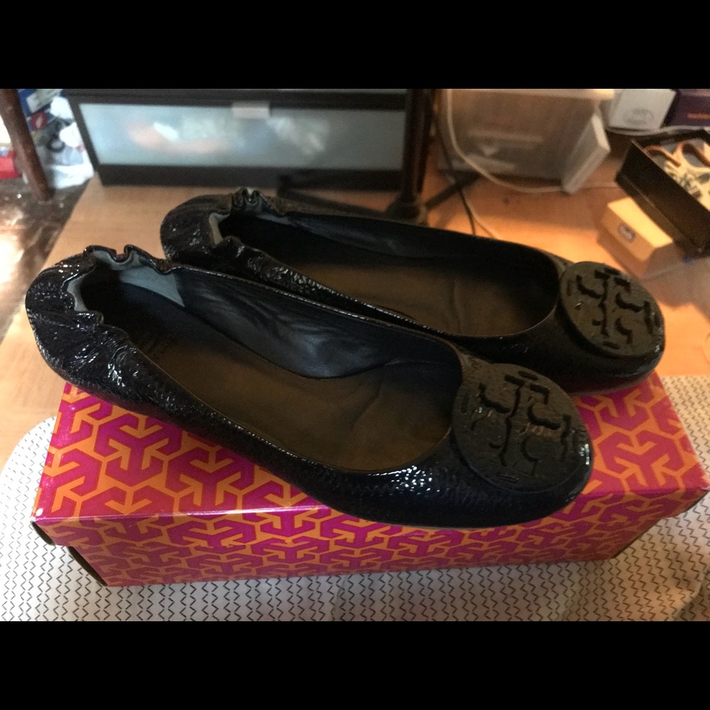 Tory Burch Navy Flats